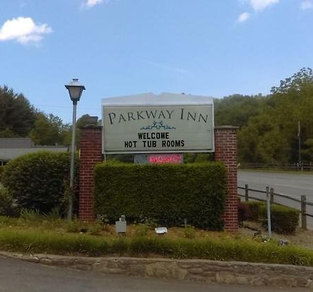 Parkway Inn Waynesville Extérieur photo