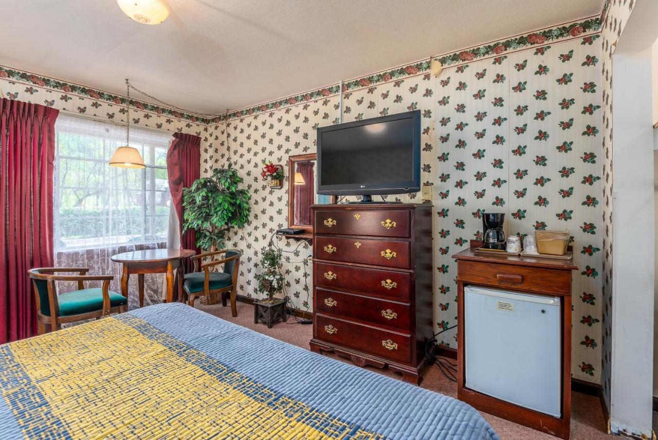 Parkway Inn Waynesville Extérieur photo