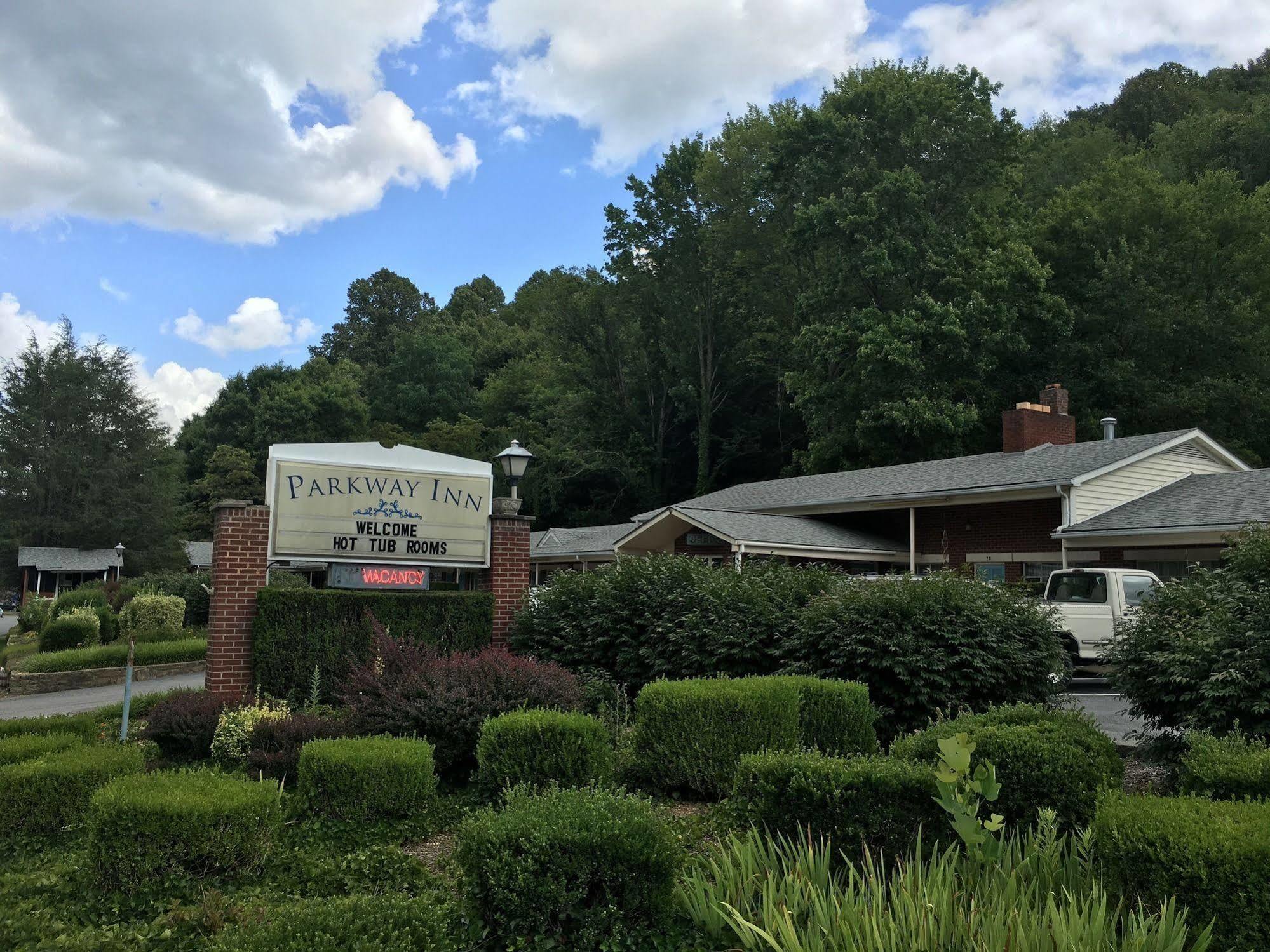 Parkway Inn Waynesville Extérieur photo