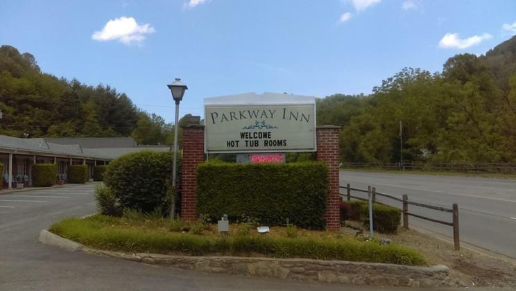Parkway Inn Waynesville Extérieur photo